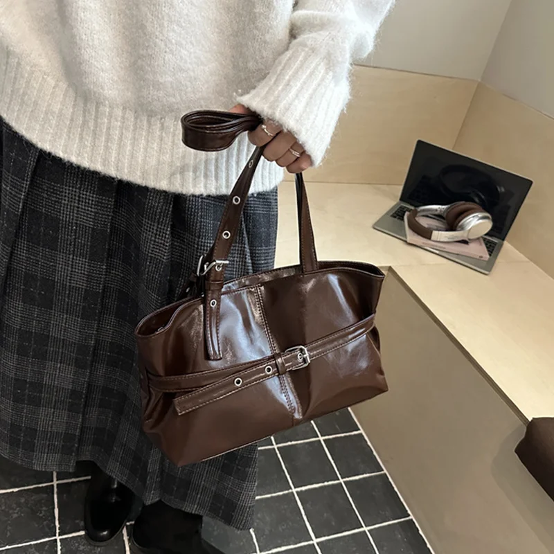 New Fashionable Versatile Belt Buckle Handbag Korean Style Solid Color Soft Leather Women’s Casual Shoulder Bag Underarm Bag