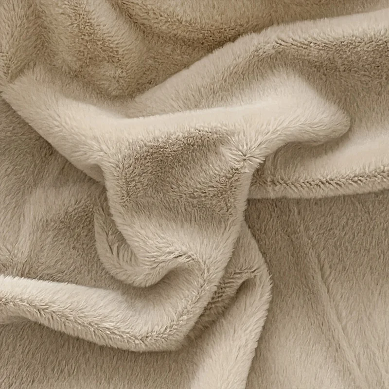 ���� �ܻ� ���� �÷���, �ε巴�� ������ �ٸ��� ķ�� ǫ���� ���, �繫�� ������ ���� ���, ħ�� �� ����