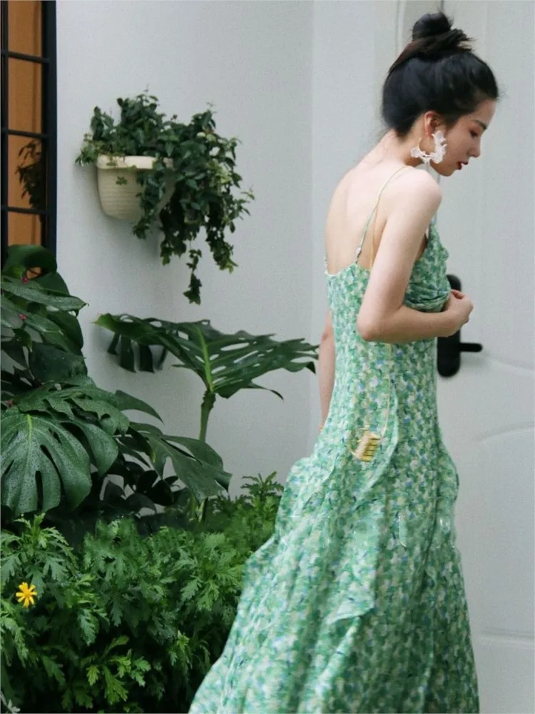 

Summer Print Dress For Women Korean V-neck High Waist A-line Long Dress Robe Sleeveless Sexy Fashion Spaghetti Strap Dress