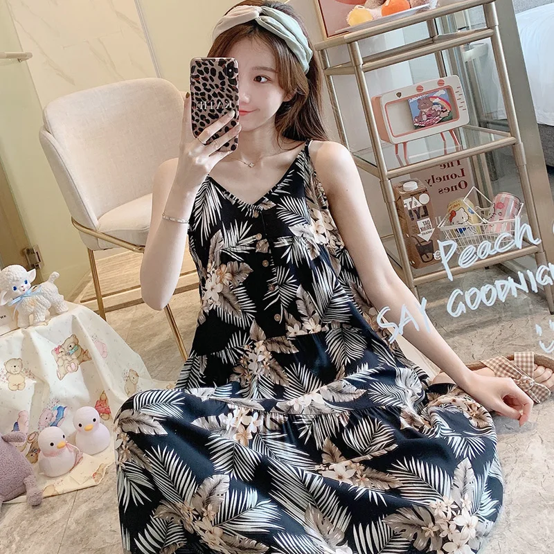 Black background tropical flower 1686 buttons