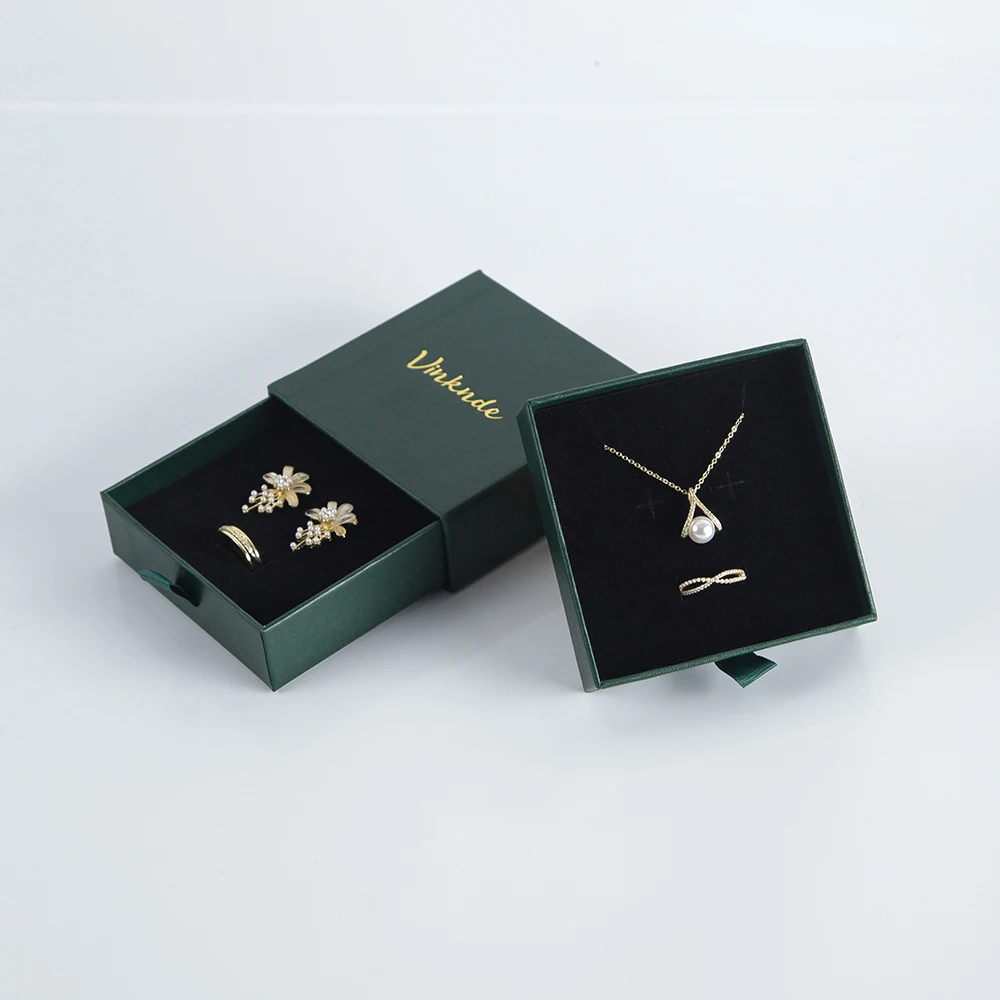 100pcs Dark Green Drawer Jewelry Box Custom Logo 8x8x2.5cm Handmade Travel Jewelry Rings Organizer Storage Case Holder For Girl