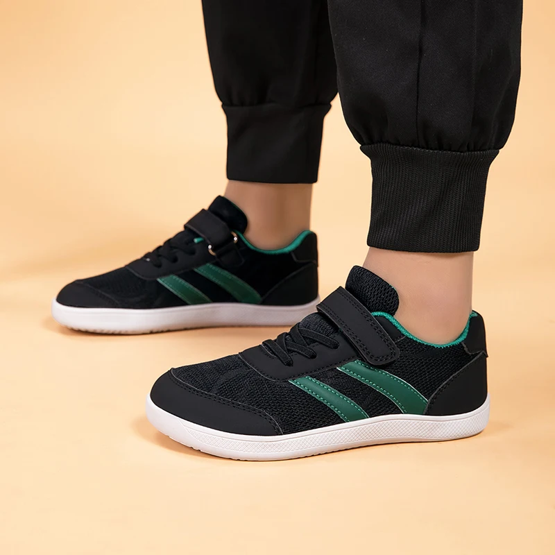52538-81fa55.jpg Kids Wide Toe Sneakers Breathable Lightweight Walking Shoes