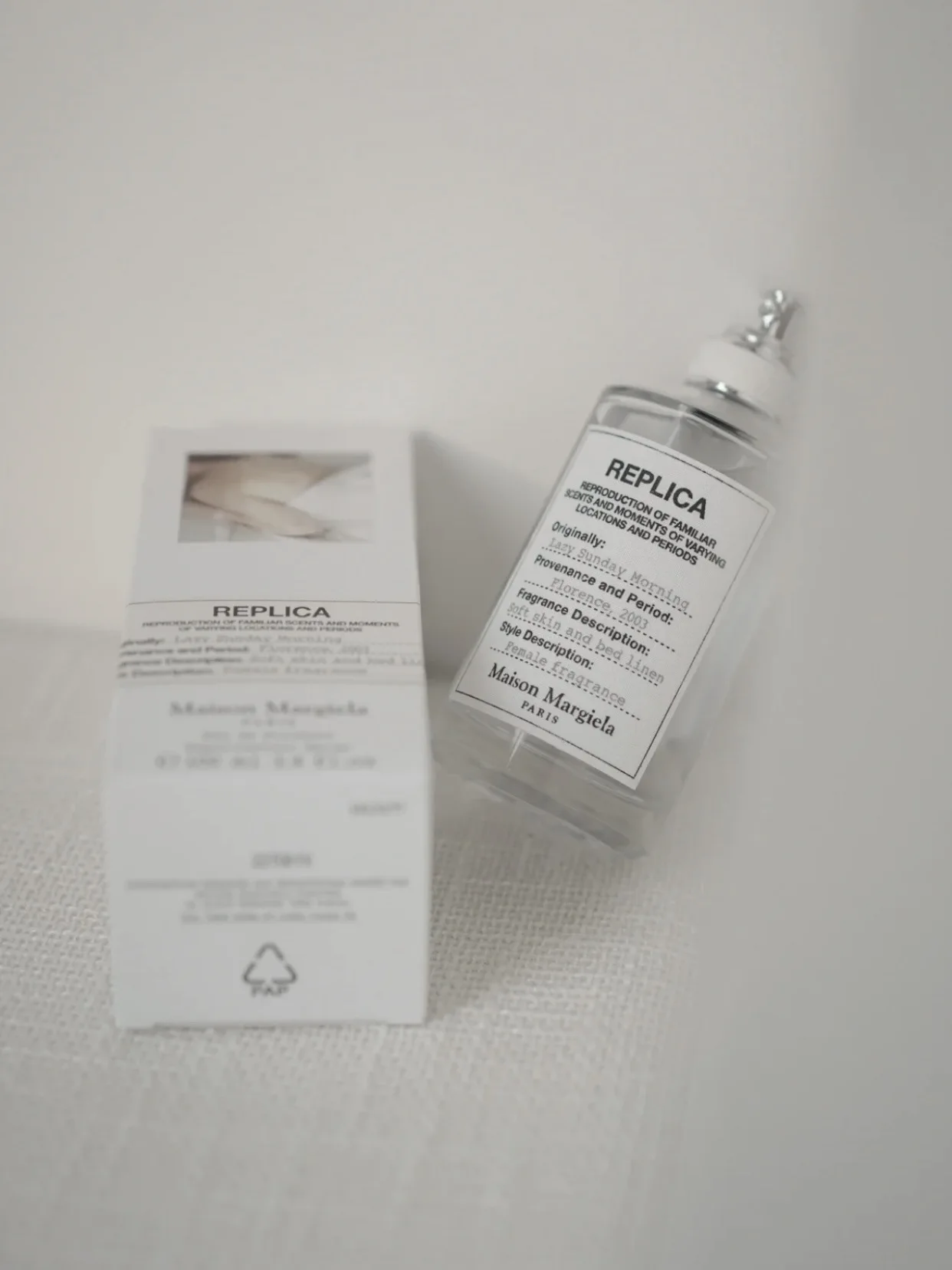 100ML Unisex Perfume Bottle with Long-Lasting Woody Scent, Elegant Glass, Acrylic or Me... - SKU PGBB1501 - UGI Packaging