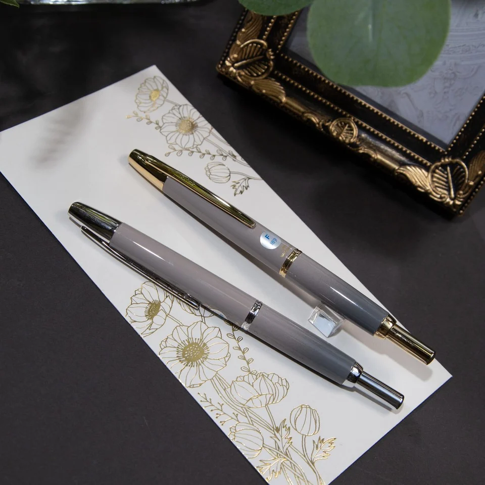 PILOT CAPLESS decimo 20colors Gold 細字 Pen Review: Pilot Capless Decimo — The Gentleman Stationer