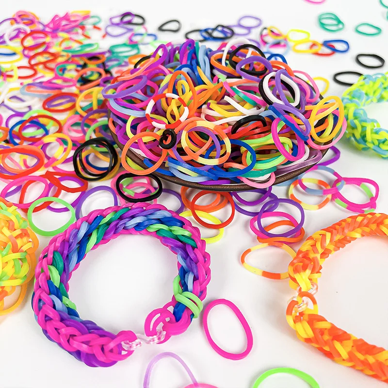 Have you ever made 392 friendship bracelets? Well I have - here's what it  looks like : r/SwiftieMerch