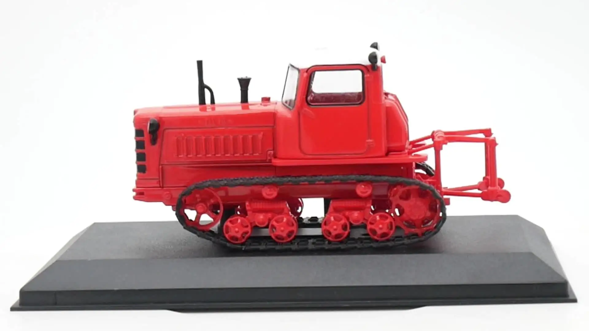 IXO 1:43 Hachette DT-75M Soviet Farm Tractor Diecast Model Metal