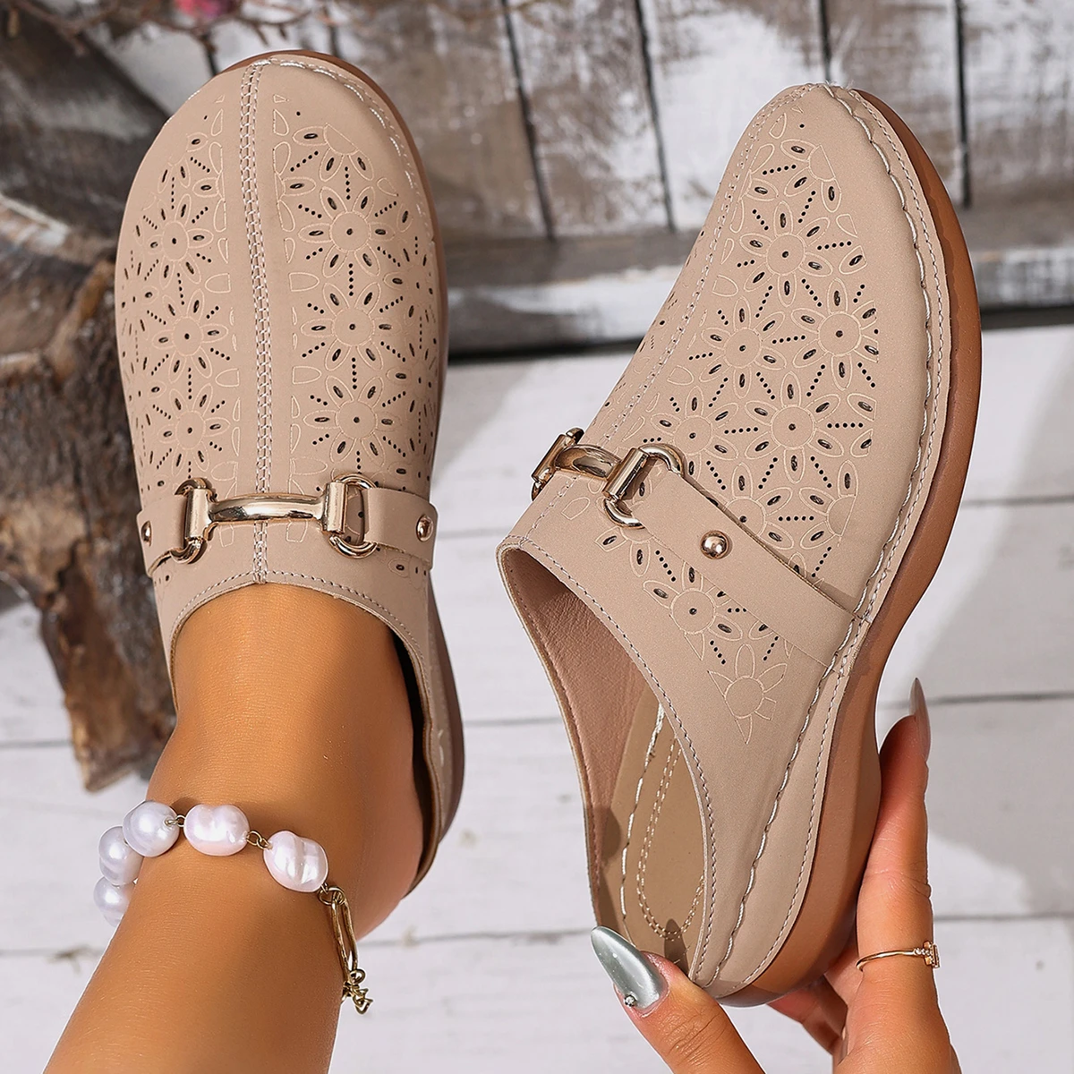 Women Slippers Lightweight Fashion Half-support Slippers Outdoor Wading Shoes Middle-aged Mother Sandals Summer Slides Women - 3