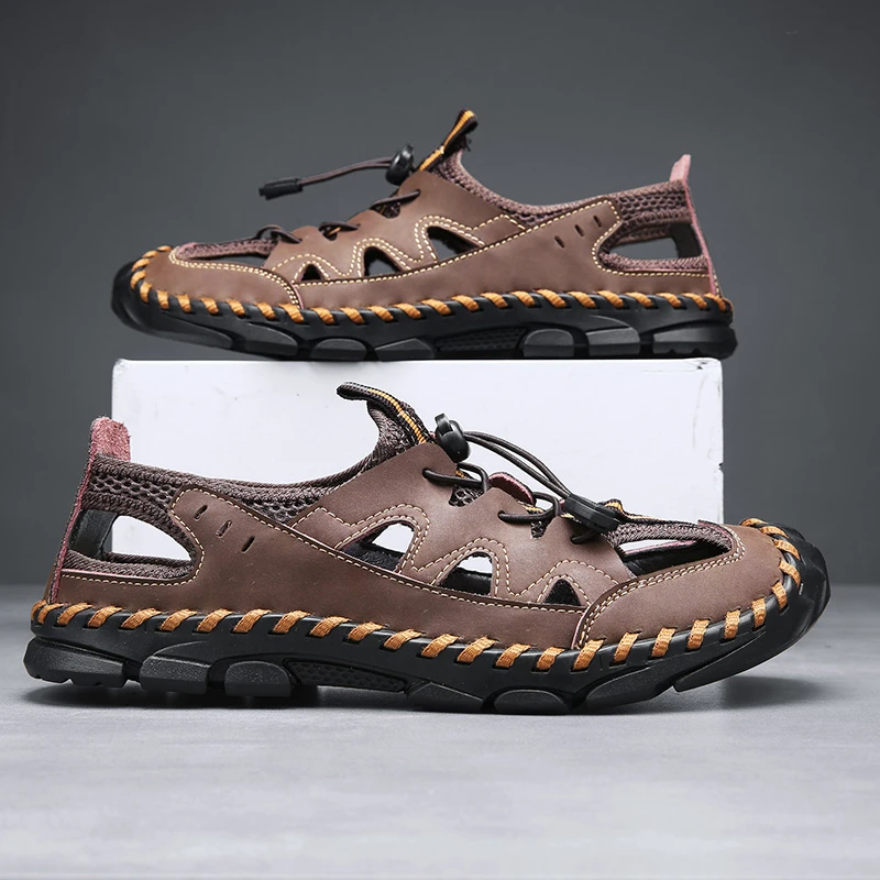 

Summer's latest handcrafted outdoor casual top layer leather hole lightweight and comfortable multi-functional running sandals