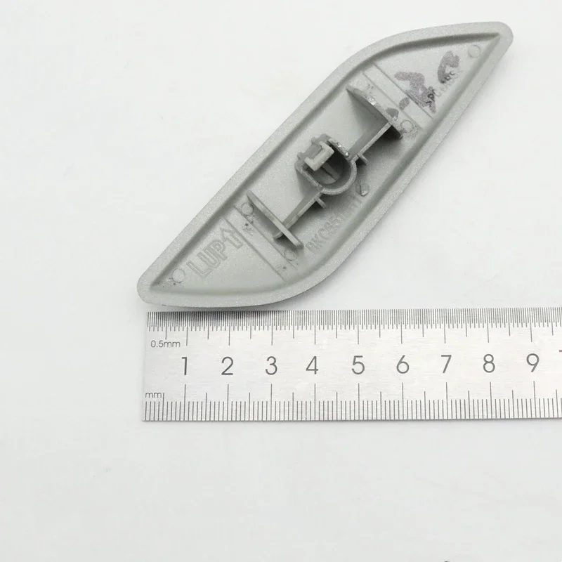 Car Headlight Washer Nozzle Cover for Mazda 3 M3 Axela