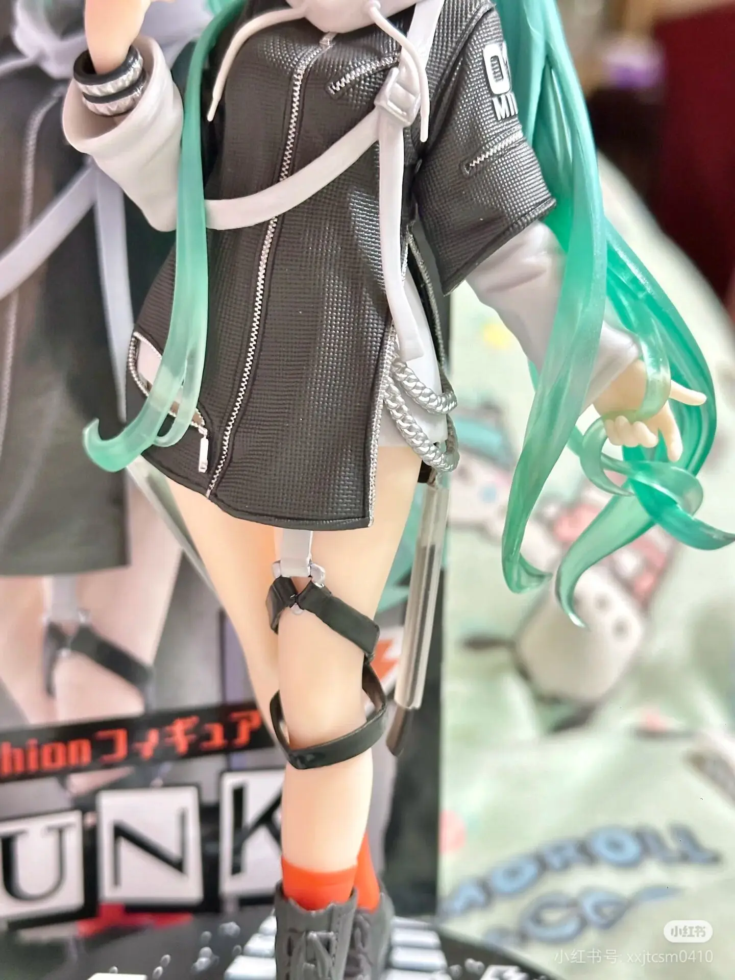 S4a70083f4cbb4a1d864f685a92dd05c8l - Hatsune Miku Merch