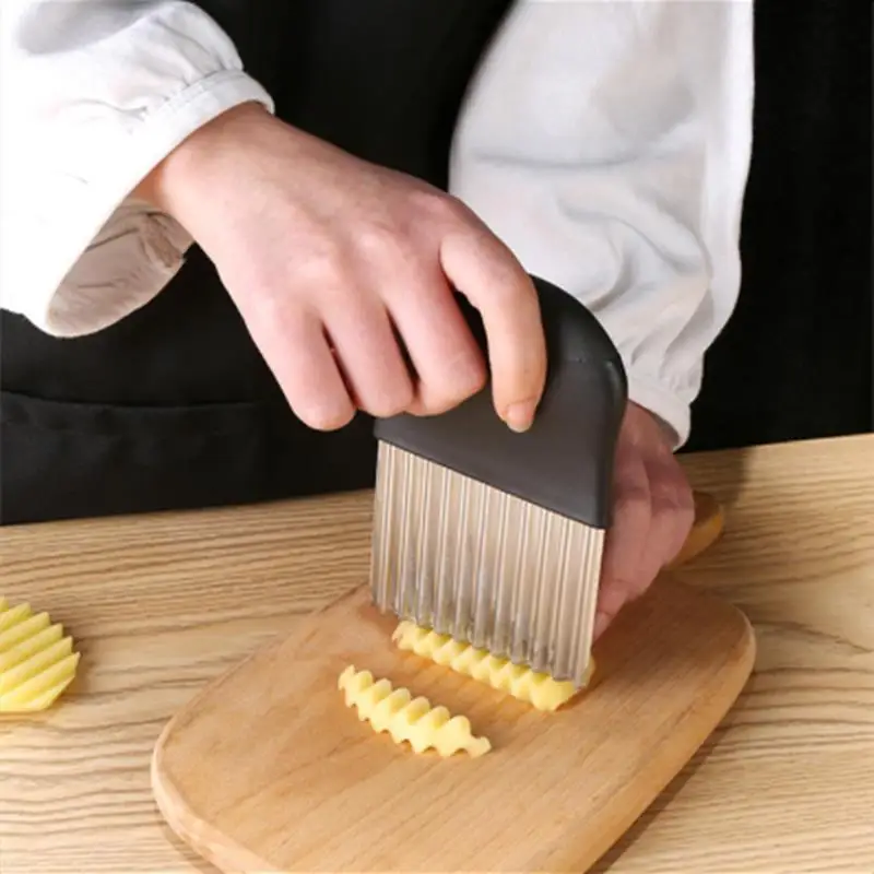 Stainless Steel Potato Chip Slicer Dough Vegetable Fruit Crinkle Wavy Slicer Knife Potato Cutter Chopper French Fry Maker Tool vegetable slicer french fry cutter
