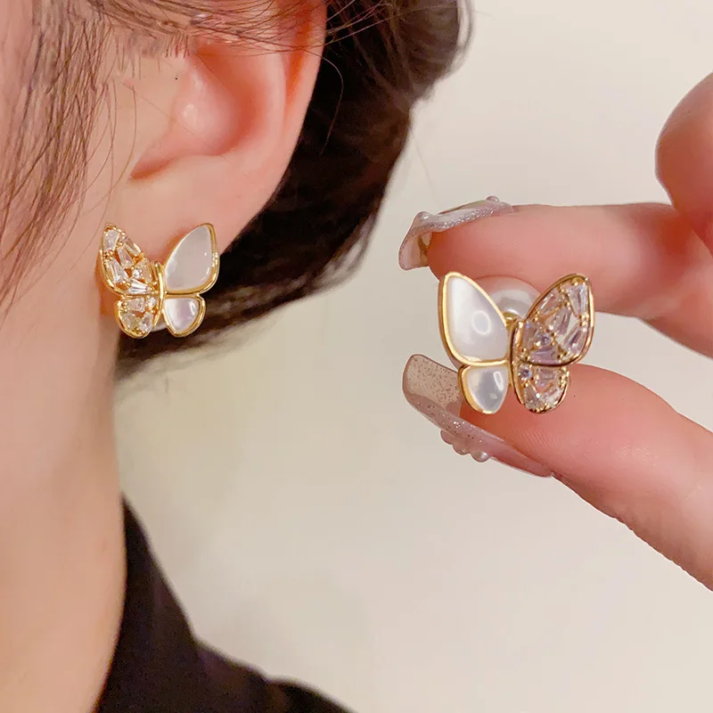SIANCOLARY Butterfly Pearl Shape Zircon Fritillary Fashion Stud Earrings For Women Girl Jewelry