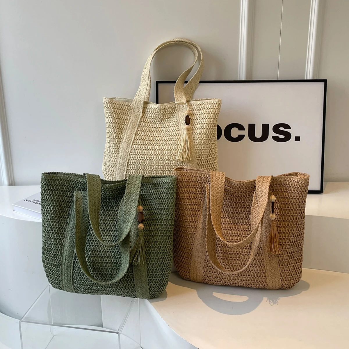 Large-Capacity Woven Straw Bag for Women 2025 New Casual Versatile One-Shoulder Vegetable Basket Bag Seaside Vacation Beach Bag Going Abroad Work Clothing Shopping Shopping Bag