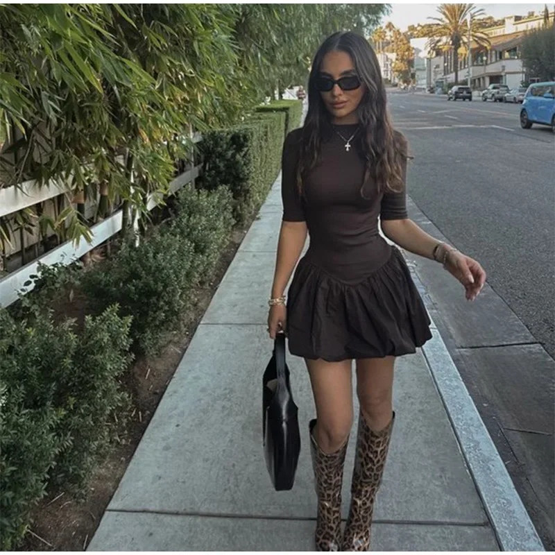 Elegant Knitted Patchwork Brown A-line Dress Women O-neck Short Sleeves Pleated Ruffles Mini Dresses 2025 Lady Solid Vestidos