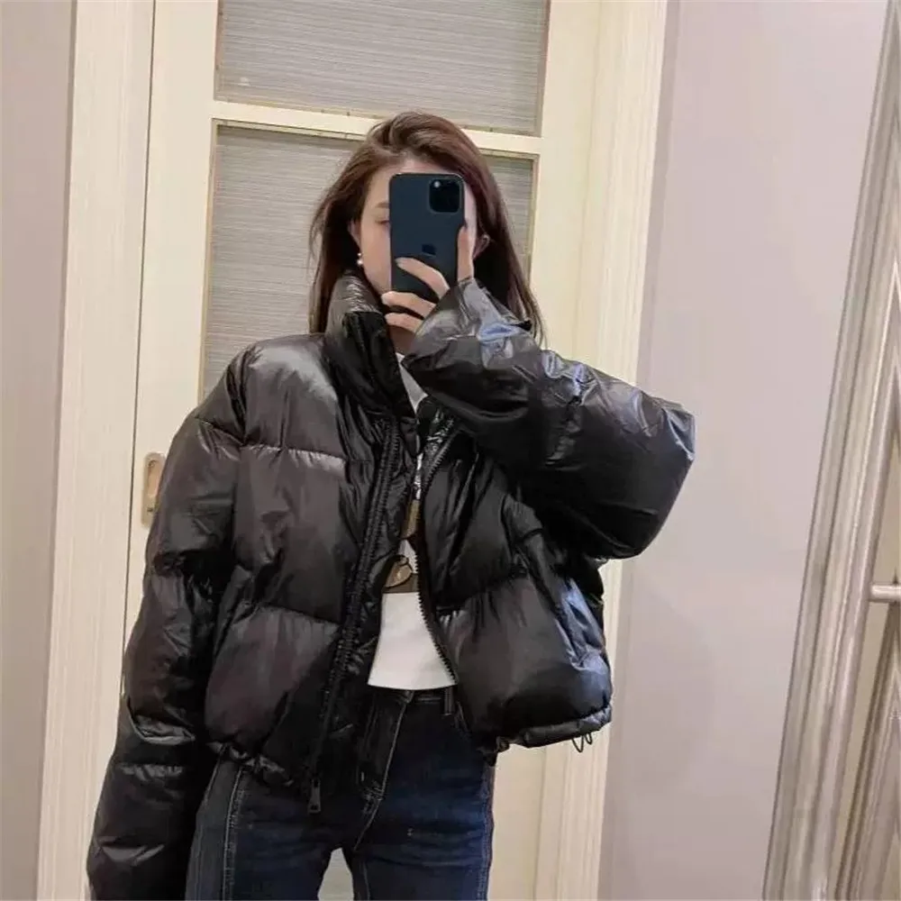 Рисунок 4 - Женский пуховик с воротником-стойкой