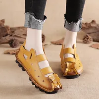Sandales d'été en cuir pour femmes, chaussures à fond souple, personnalité plate, décontractées, rétro, faites à la main, nouvelle collection 2024 1