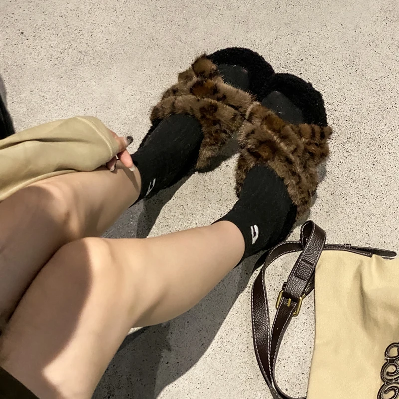 ZOOKERLIN Winter Women Home Indoor Casual Fuzzy Slippers Female Flip Flops Fluffy Shoes Cross Slides Ladies Soft Plush Slippers