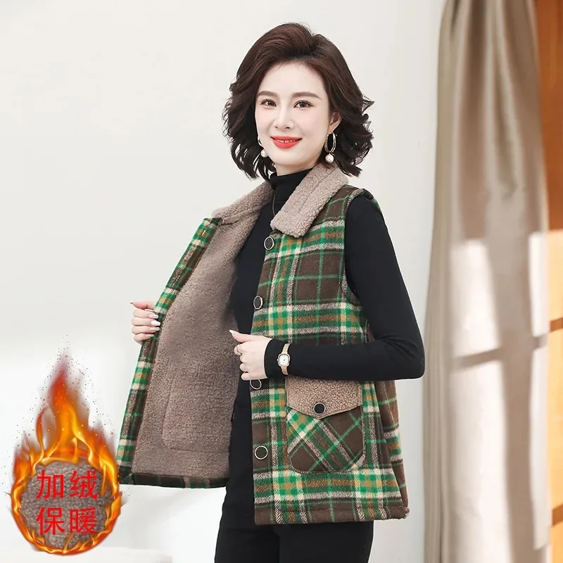 Cashmere Waistcoat for Women 2022 Autumn/Winter New Warm Outside Wearing Gingham Vest Lamb Cashmere Thick Mother Vest for Women