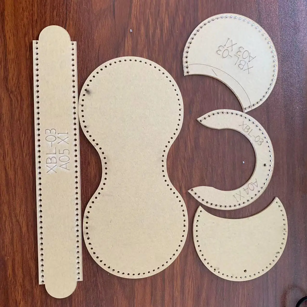 Transparent Leather Craft Acrylic Purse Vintage Wallet Bag Pattern Stencil Template outil pour le cuir Tool DIY Set