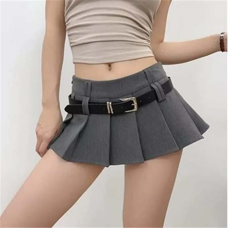 

Summer Y2K Sexy Women Pleated Skirts Traf With Belt Zipper Side A-Line Low Rise Extreme Short Female Mini Skirt Club