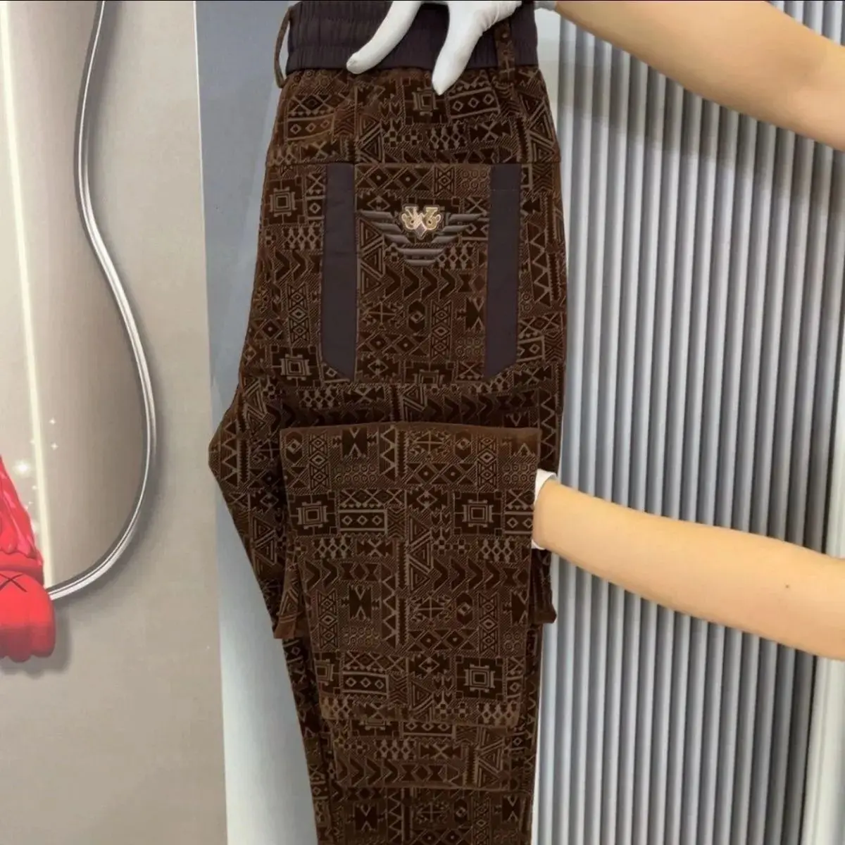 Abbigliamento da uomo Inverno Foderato in pile di alta qualità Caldo Y2K Pantaloni sportivi casual Tendenza moda Pantaloni tutto-fiammifero 3