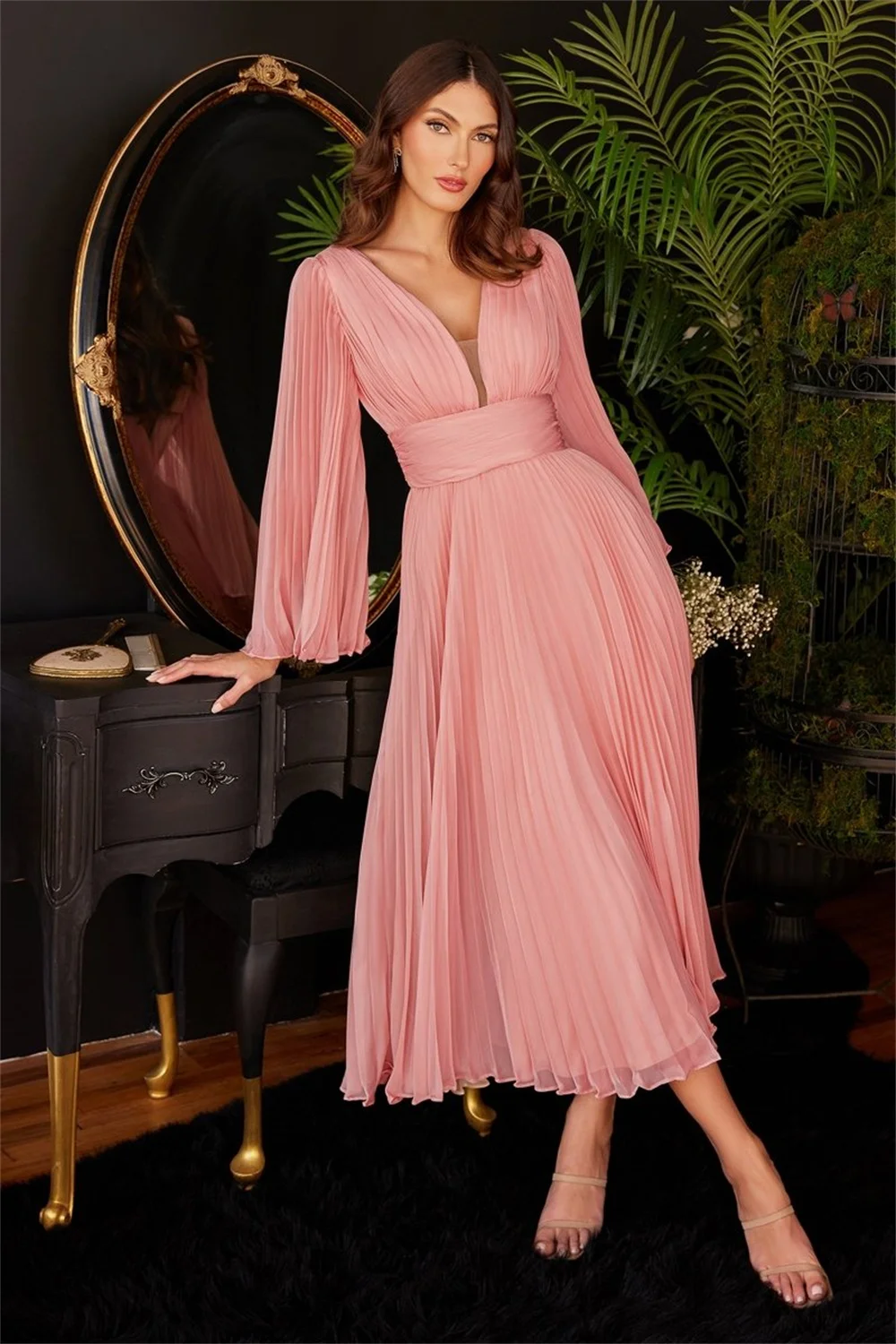 Off-the-shoulder V-Neck Cocktail Dresses Long Sleeves Backless Ruched Pleated Corset Evening Gowns A-line Tea-length Prom Gowns