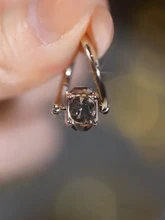  Delicate Rotation Crystal Earrings Women's Earrings  Good Luck Bead  Niche Design Sense Senior Earrings Accessory Single Item 