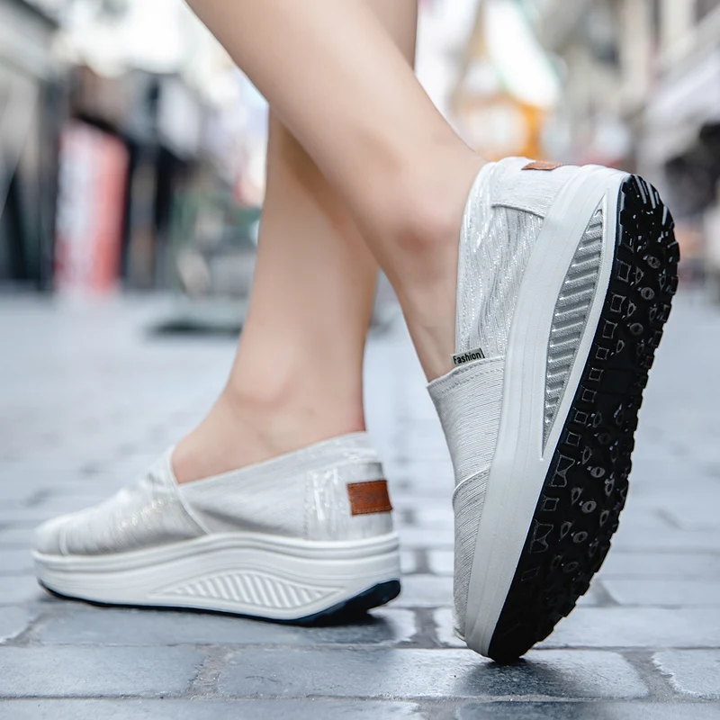 أحذية متأرجحة قماشية أحادية اللون ، كعب منحدر للنس...