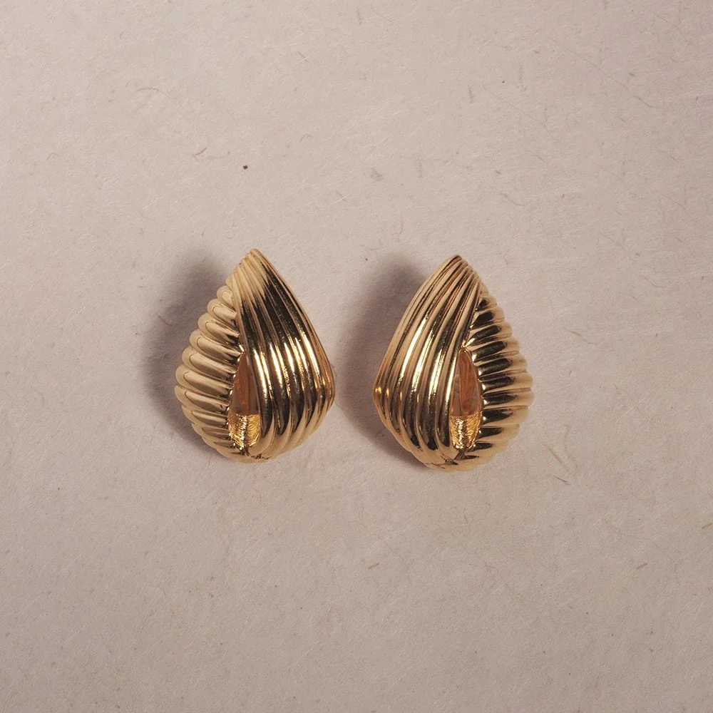2025 New Fashion Striped Texture Hollow Teardrop Earrings 18K Gold Plated Hypoallergenic Water Droplet Ear Studs Jewelry Gifts