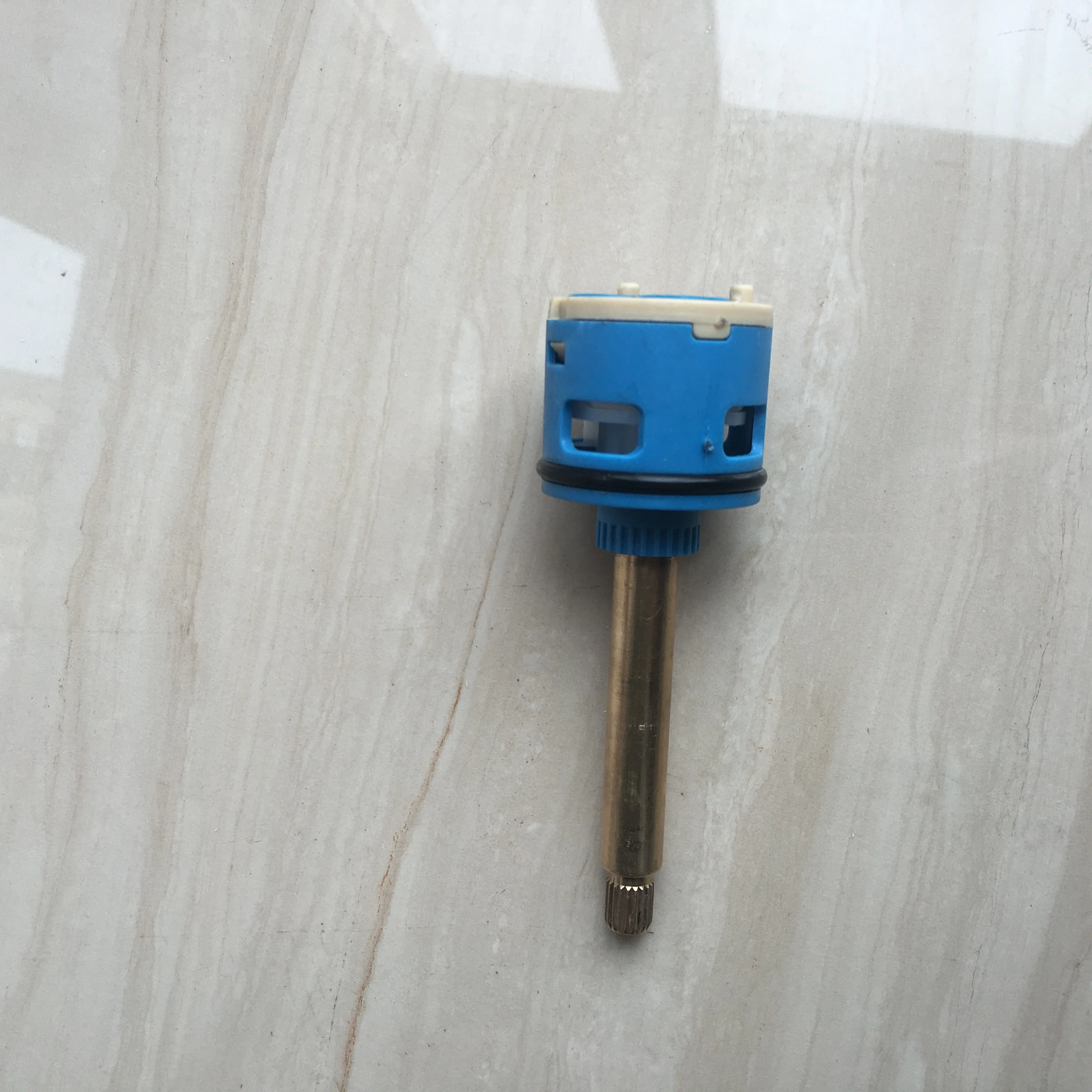 1/4 Turn 3 Hole Diverter Cartridge Bath Faucet Water Divider Valve Core 90 degree rotation switching water valve Cartridge