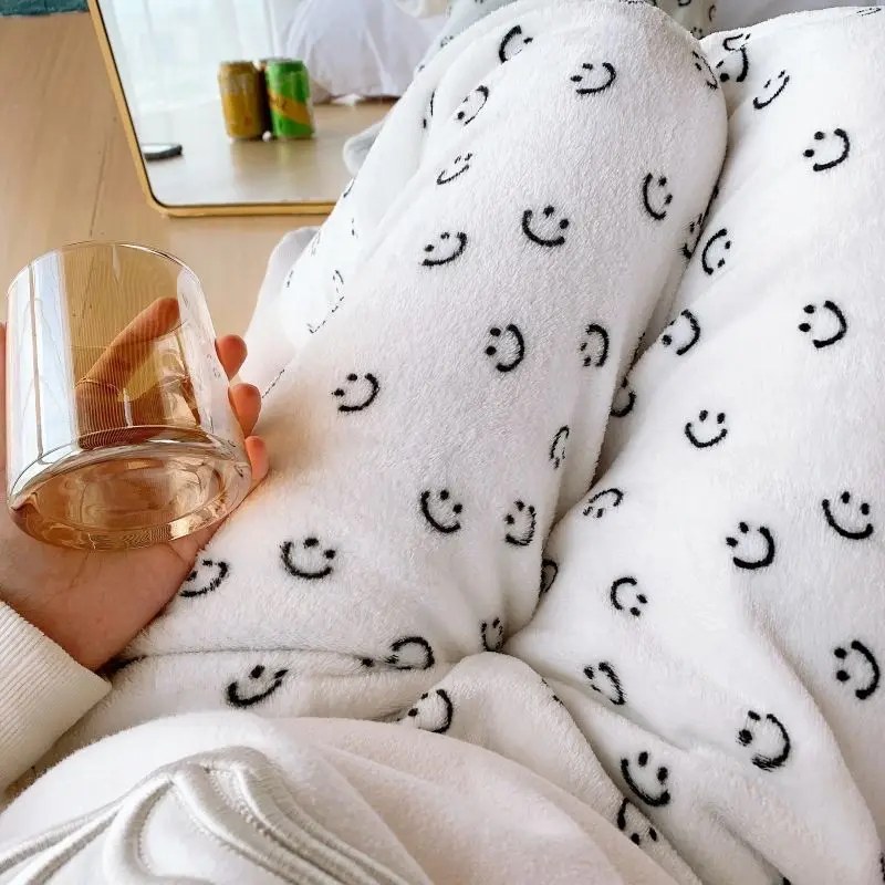 Harajuku Kawaii Smiling Coral Velvet Plush Sleepwear For Women White Winter Fur Fuzzy Pjs Pajamas Long Pants Y2k Home Wear Girls
