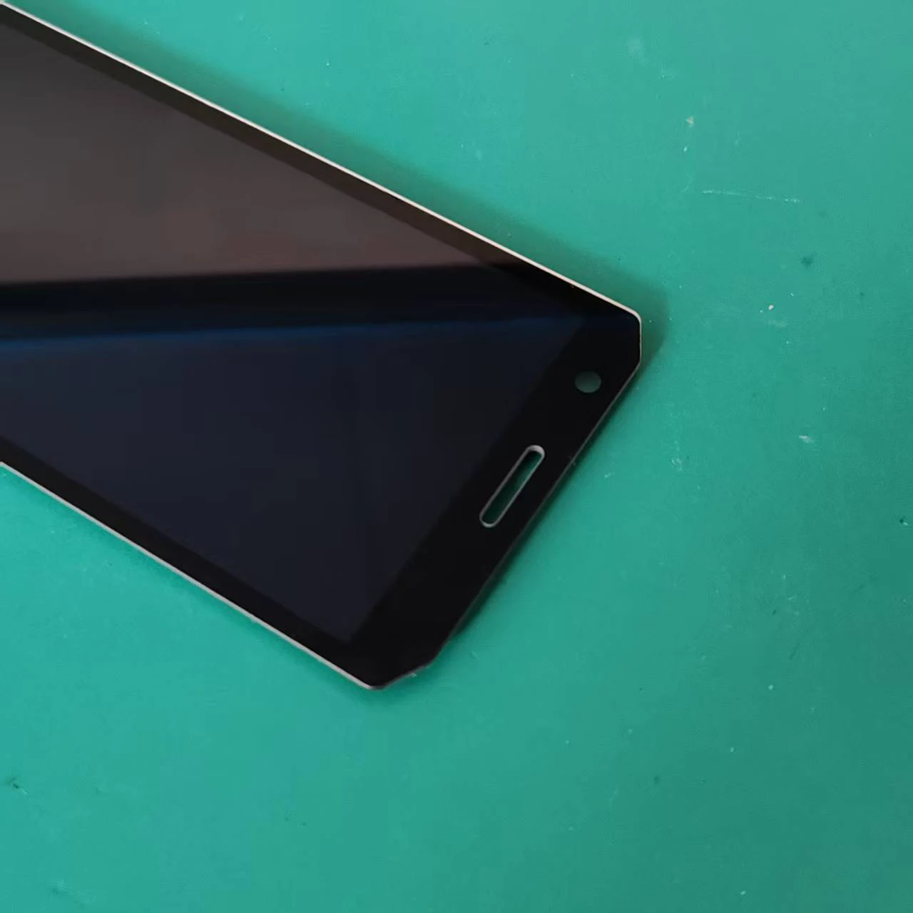 5.45 LCD Screen Display & Touch Panel Digitizer Replacement