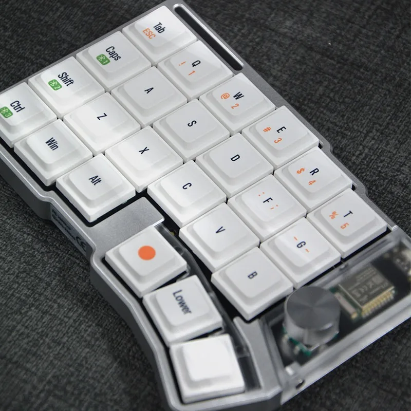 제자일 펀더 코닉스 스플릿 키보드 (노브 포함) CNC 알루미늄 케이스 유선 듀얼 모드 지원 바이알 PC 기계식 키보드 선물용 유니크 제품