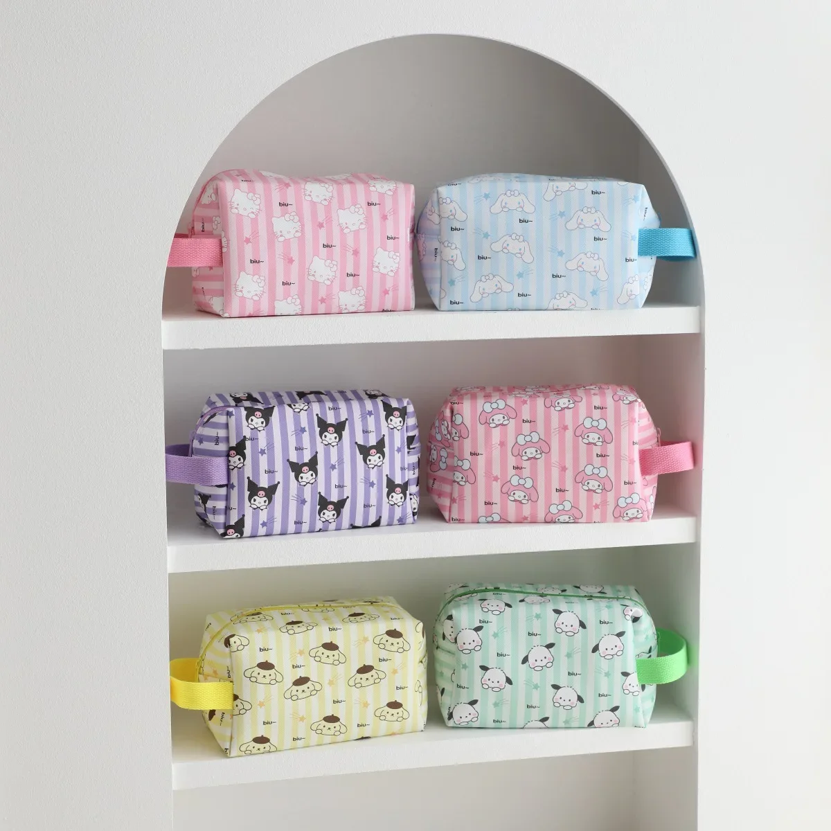 

Hello Kittys 2024 Handheld Makeup Bag Fashionable and High Quality Girl Wash Bag Large Capacity Multi Functional Storage Bag