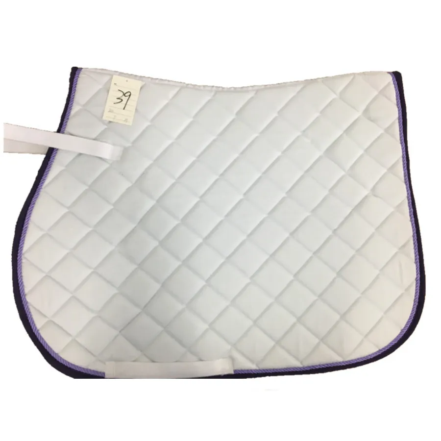 New developing horse saddle pad