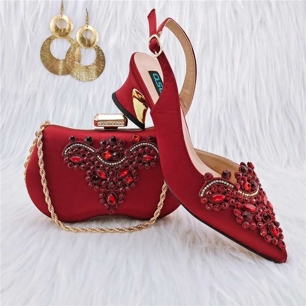 

Lastest Italian Design Shinning PU Material Women Shoes and Bag Set Decorated With Metal Fish Bone in Wine Color for Party