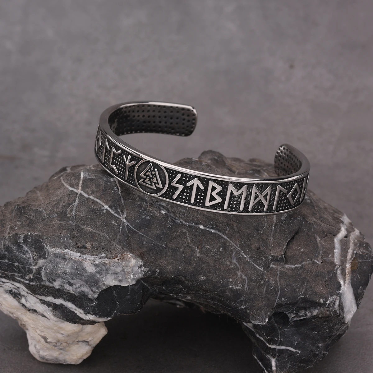 Edelstahl-Armreif für Frauen, Vintage-Wikinger-Rune-Amulett-Armband, Schmuck, skandinavischer Punk, Hip-Hop-Handgelenk, Geschenk für Mädchen – Detail 21