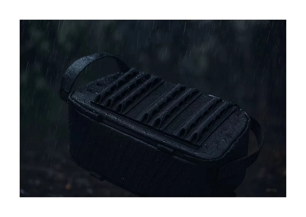 NRS K-2 Camera bag xpac material ykk zippers molle hinge connectable edc carrier techwear accessories 5 NRS K-2 Camera bag xpac material ykk zippers molle hinge connectable edc carrier techwear accessories