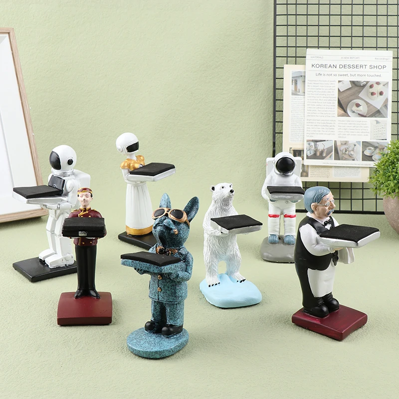 1Pc Watch Holder Astronaut Housekeeper Servant Watch Display Stand Robot Puppy Jewelry Storage Display Rack watch display stand