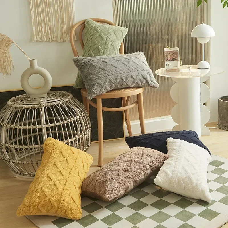 

Imitation Fur Throw Pillowcase Winter Warmth Fluffy Pillow Cover for Sofa Luxury Decor Home Pillow Covers Cushion Cover
