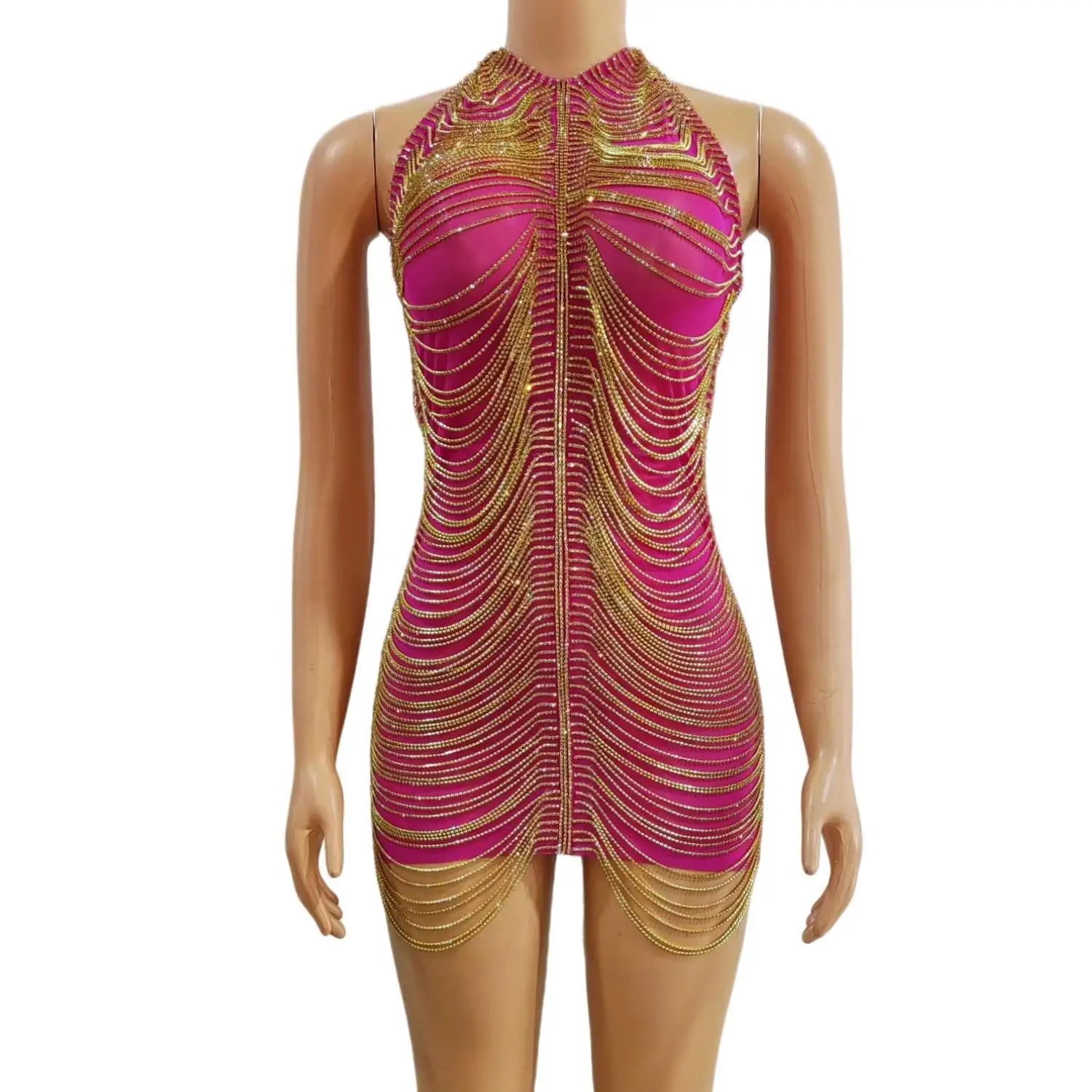 Рисунок 5 - Платье женское короткое с открытой