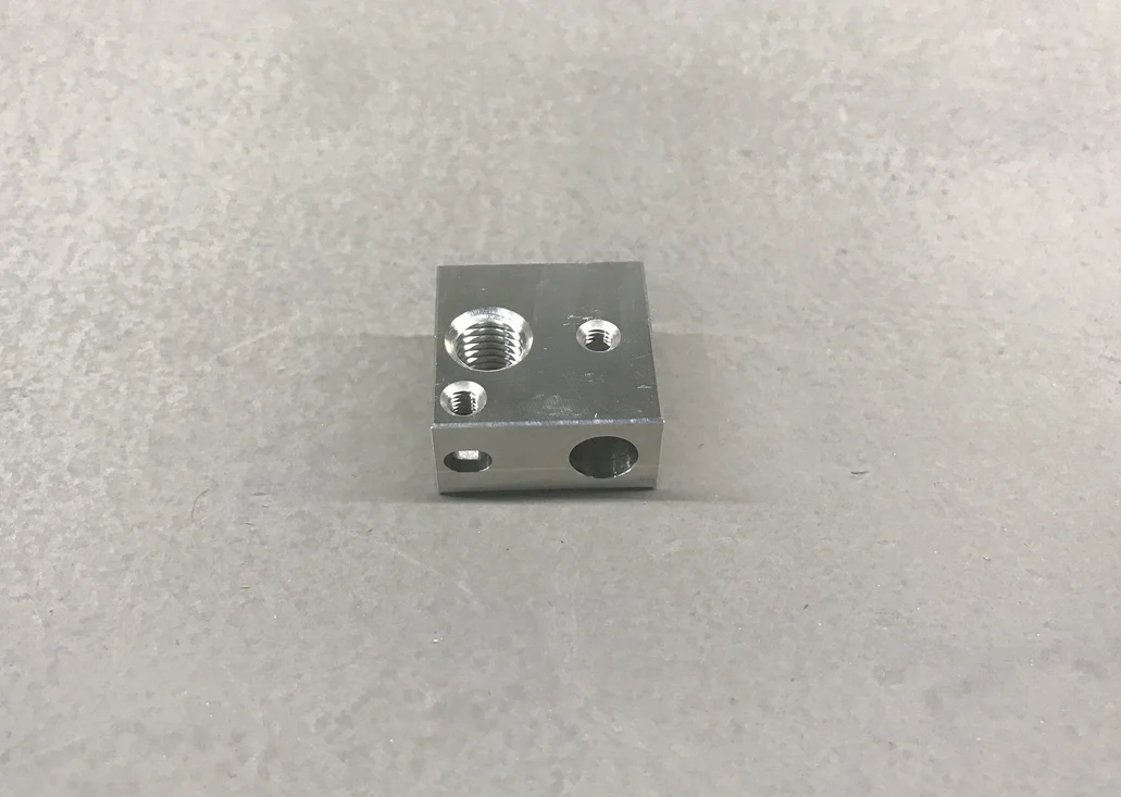 Pequeno Bloco de Alumínio para Impressora 3d Qidi X-max2 Xplus2 um
