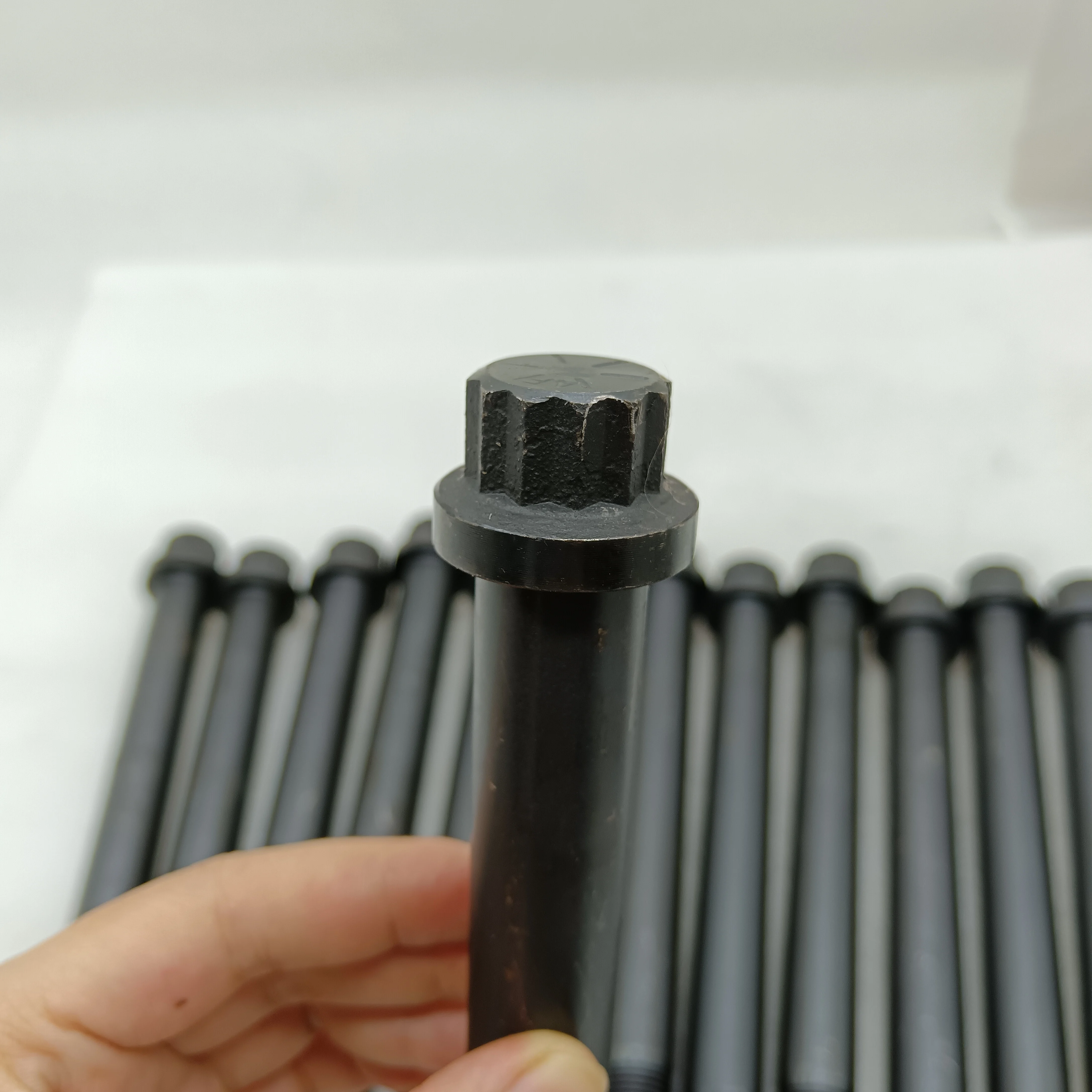 

Болт-12 точечная головка экскаватора головка цилиндра Комплект болтов 124-1854