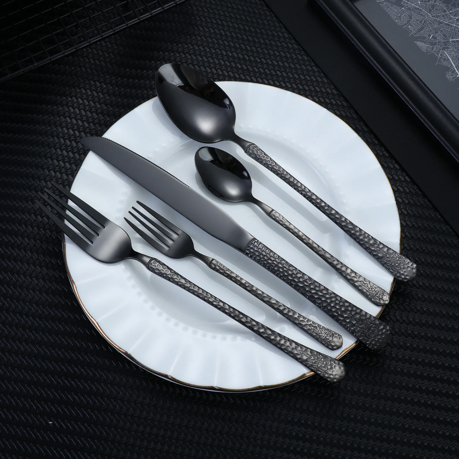 Western style stainless steel tableware knives forks spoons 4/5/24/30pcs Halloween gatherings reusable