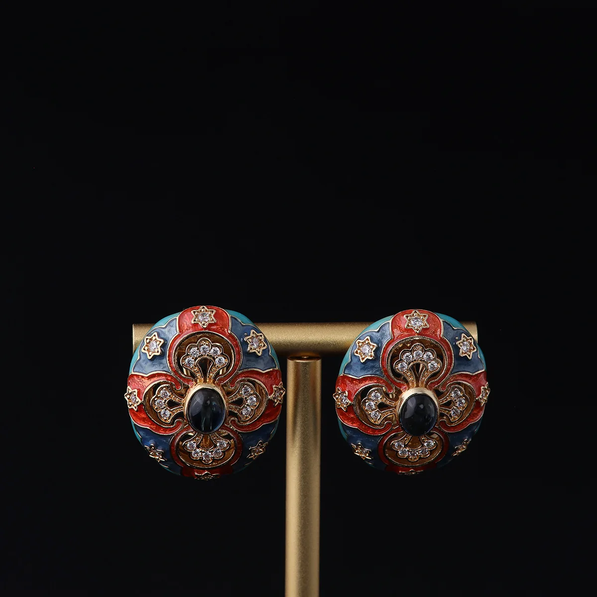 

European Fashion Retro Hollow Flower Earrings