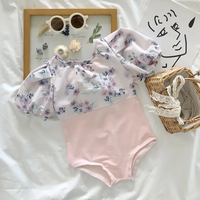 

Flower Printed Shorts Headband Swimsuits Baby Girl Bikini Sets Short Sleeve Sling Crop Tops Cute Bathing Suit Outfit with Hat