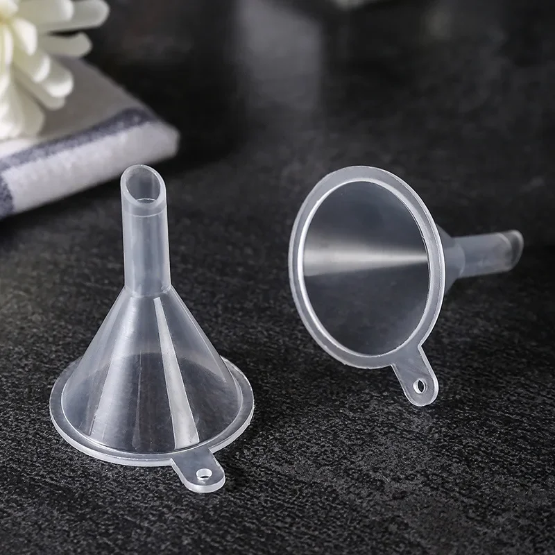 10PCS Mini Plastic Funnel Small Mouth Liquid Oil Funnels Laboratory Supplies Tools School Experimental Supplies