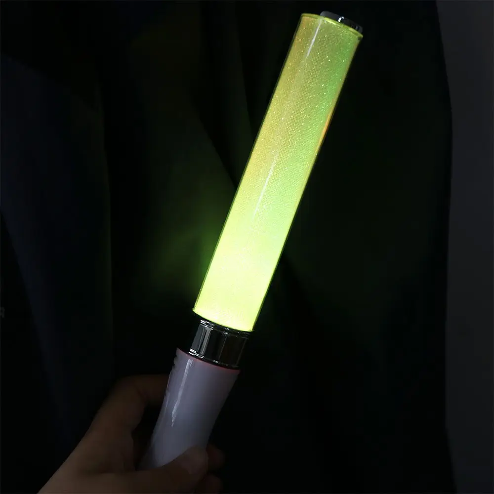 파티 용품 15가지 색상 변경 가능 LED 라이트 스틱 창의적인 다채로운 분위기 램프 휴대용 깜박이는 스틱 파티 콘서트