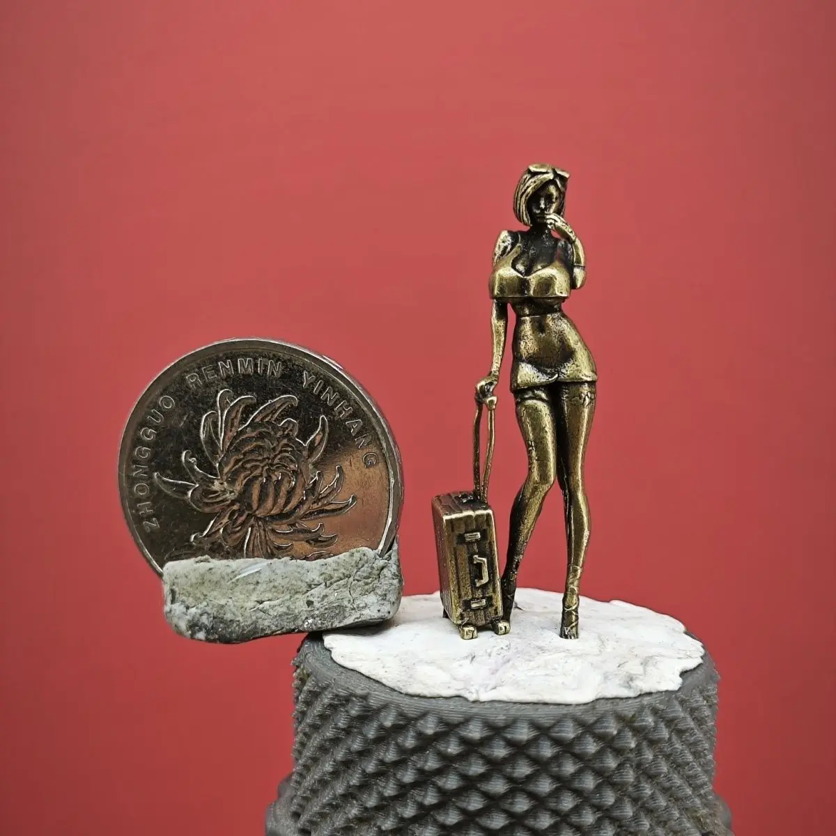 Miniature Modern Fashion Female Figurine Home Decor Ornament, Desk Accent, Collectible Handmade Sculpture - 6