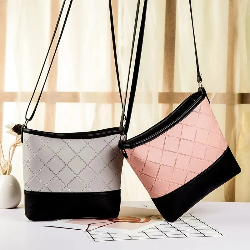Chic Floral Pattern Crossbody Bag for Women - Soft PU Material and Trendy Design
